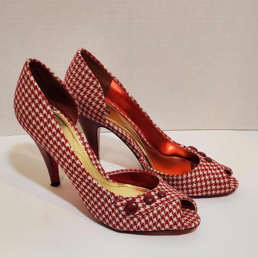 Unlisted Red and White Heel,  Size 10